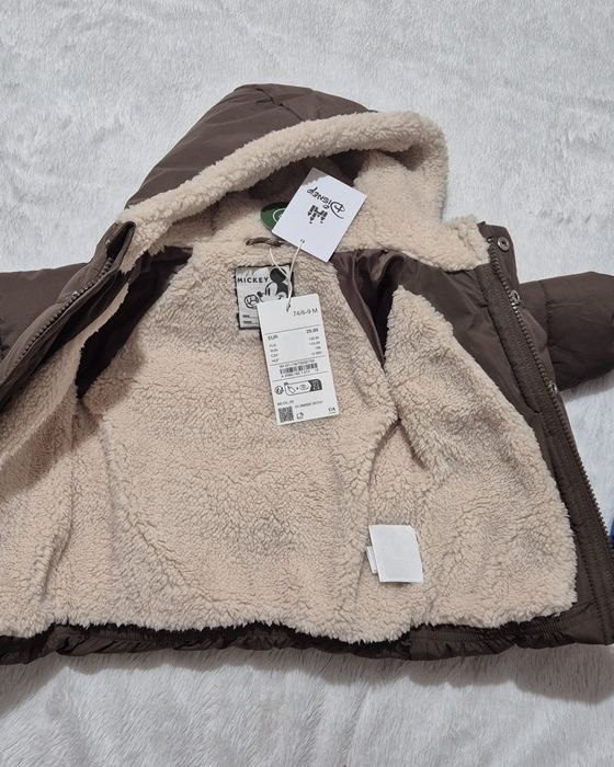 Vând combinezon și geaca noi cu eticheta pentru băieței mărimea 74