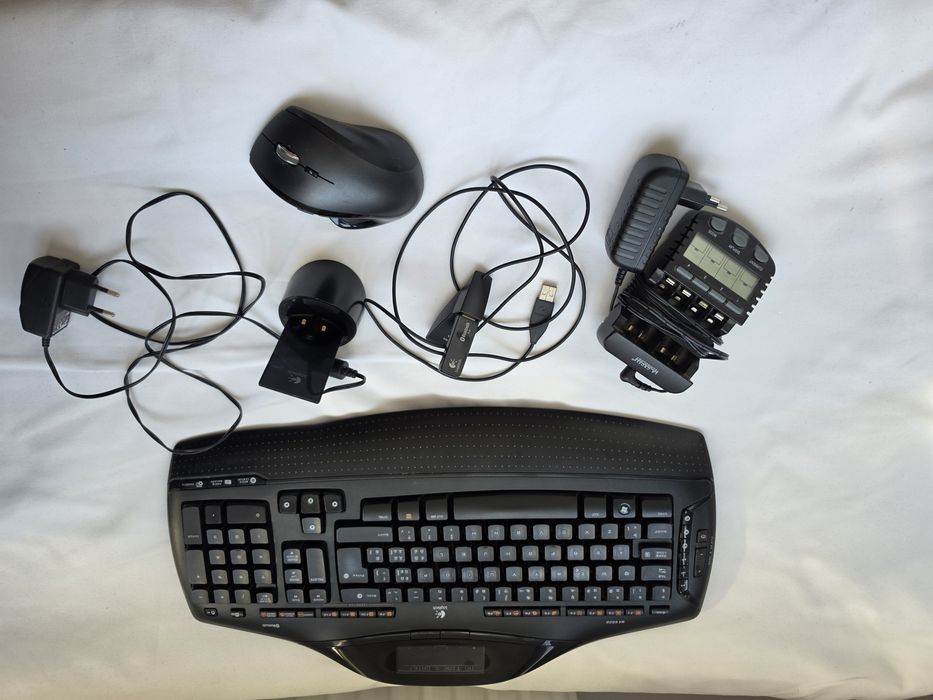 Tastatura Logitech MX 5500 stare ca Nouă.