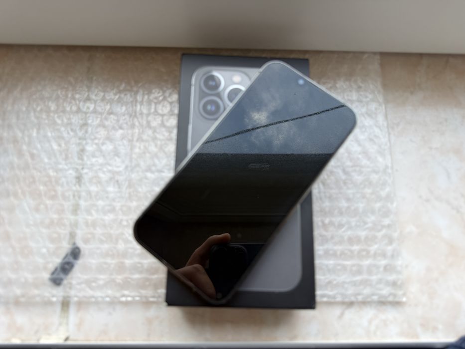 Iphone 13 pro, la cutie! Decodat! Telefon personal!