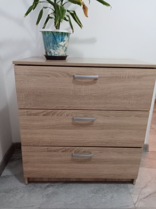 Комод для вещей.