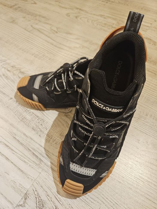 Dolce & Gabbana 
NS1 tech low top sneakers