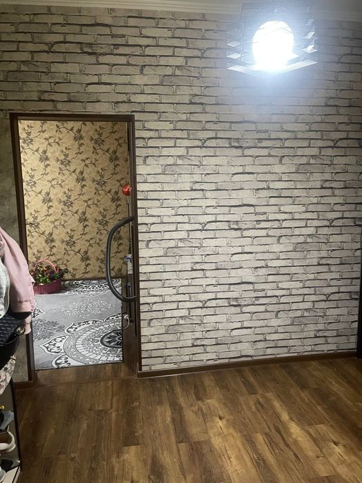 2/4/4 Продаётся квартира