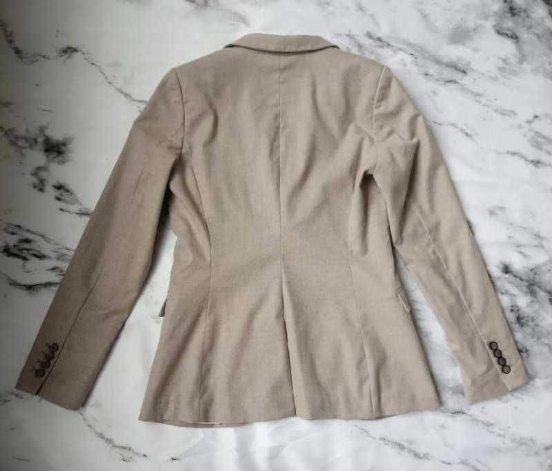 Дамско сако безово