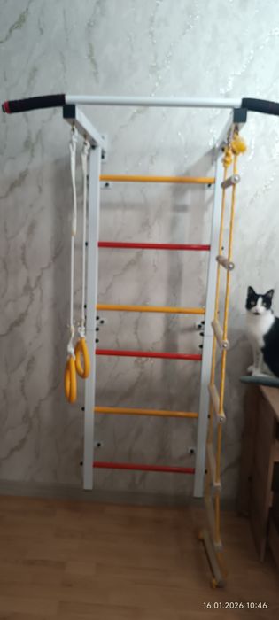 Продам настенный турник