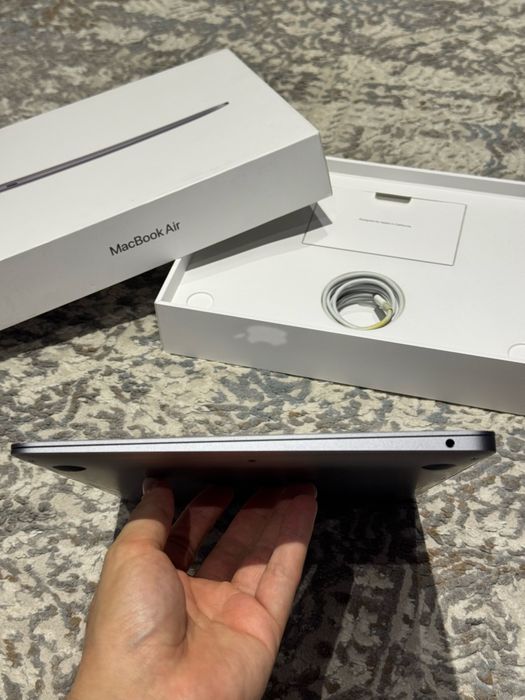 Продается Macbook Air 2020 идеал