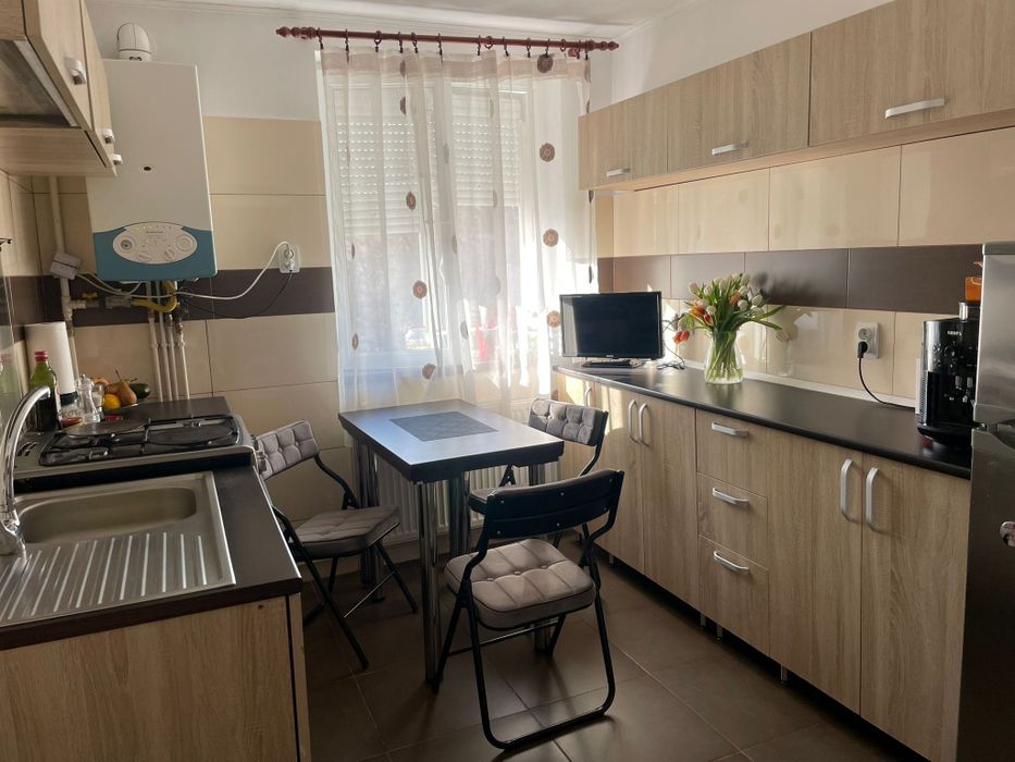 Vând apartament 2 camere