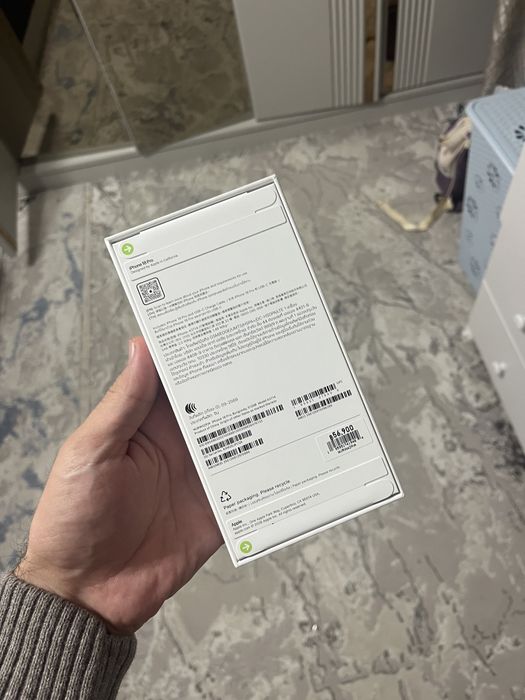 Продам новый запечатанный Apple 18 pro 512 gb