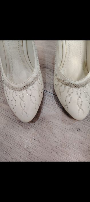 Туфли свадебные в отличном состоянии.