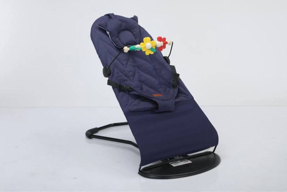 Детский шезлонг новый