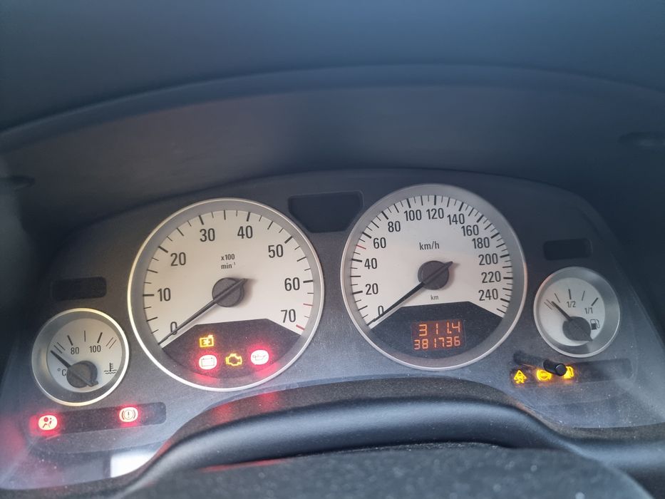 Километраж Asrta G