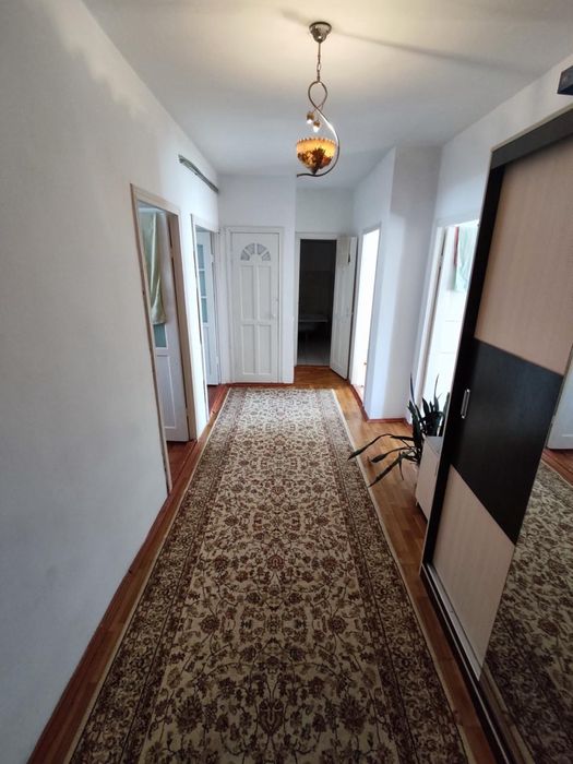 Продам 3 комнатную квартиру