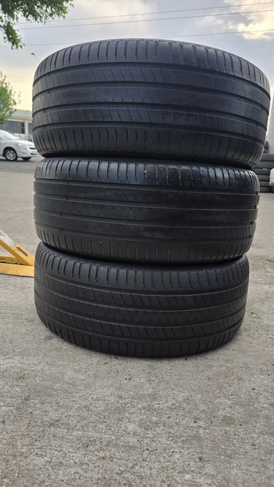 255/45/R20 Michelin latitude sport