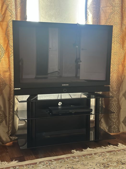 Продам телевизор