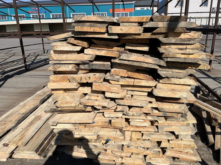 Доска необрезная стропила доставка