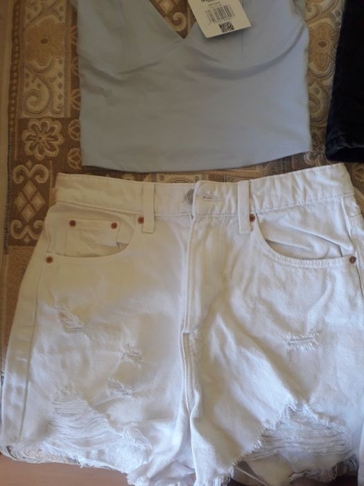 Лот къси панталонки и потник