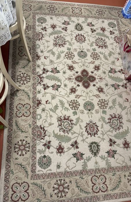 Продам ковер 227х159 см.