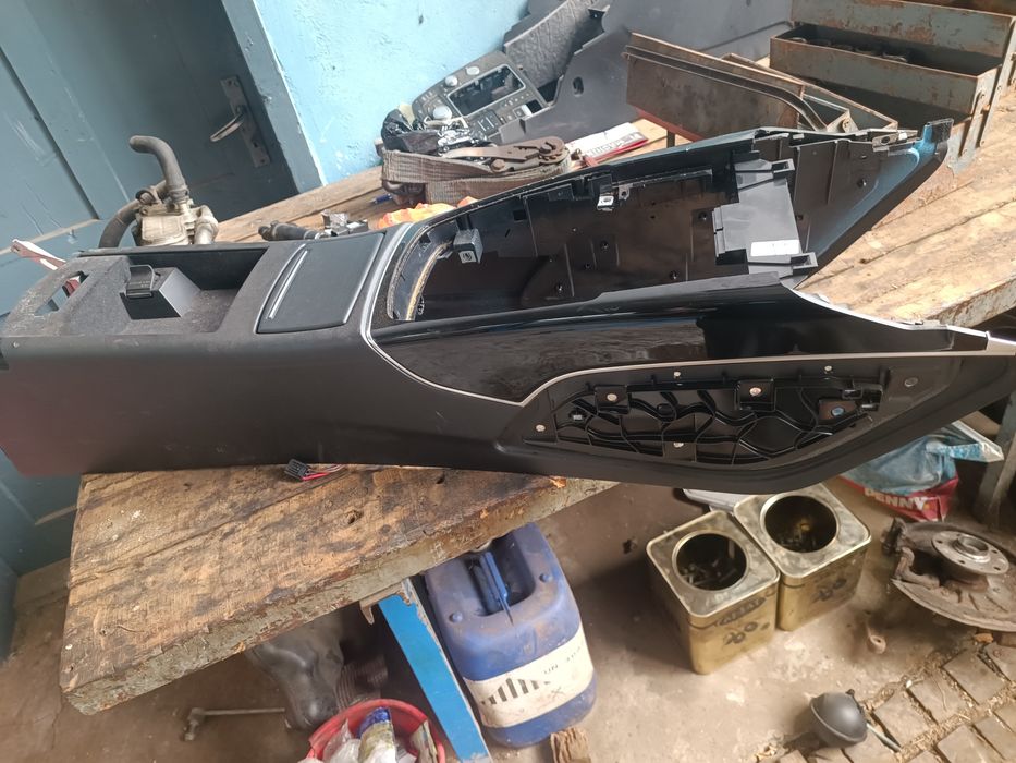 Конзола Audi A6 A7