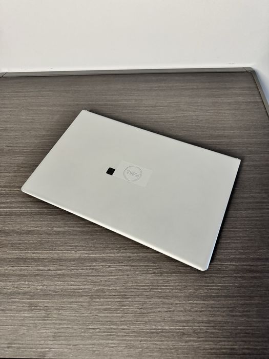 Dell inspiron 15 3511 SSD256gb opirativka 8gb DDR4