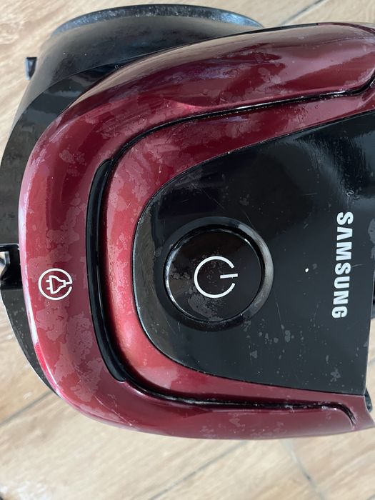 Продам пылесос в отличном рабочем состоянии