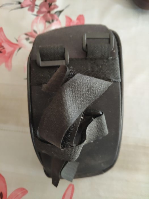 Suport impermeabil ptr telefon.