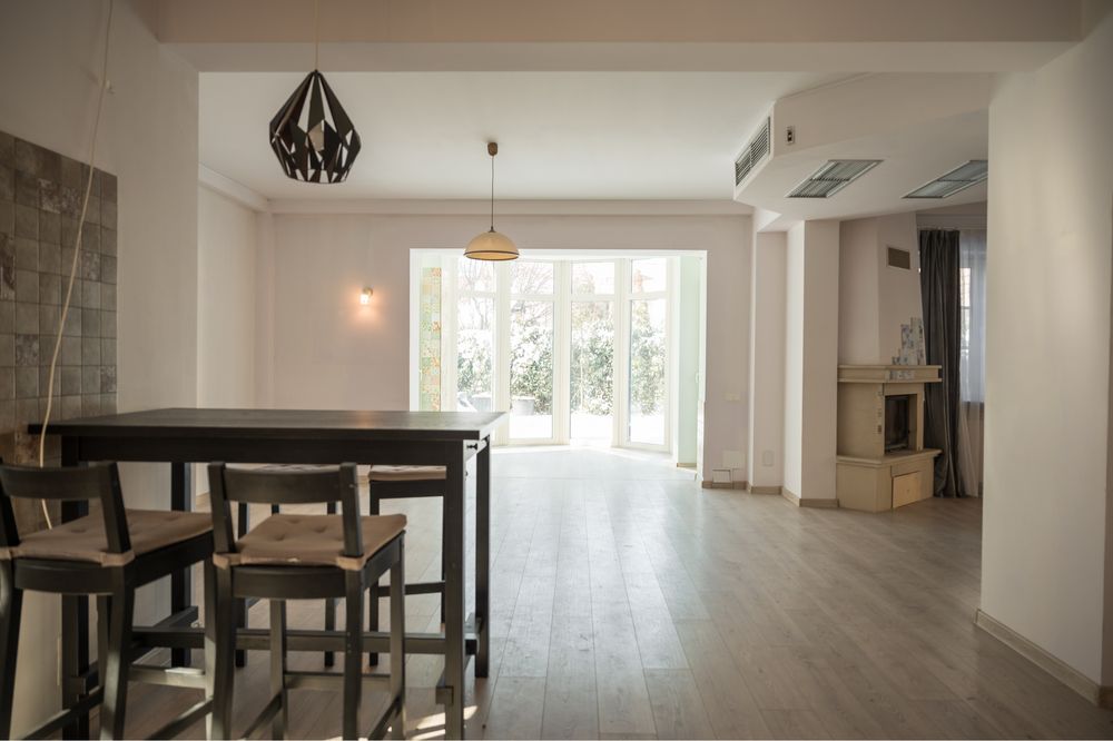 Vila duplex spațioasă cu curte proprie langa British School - Pipera