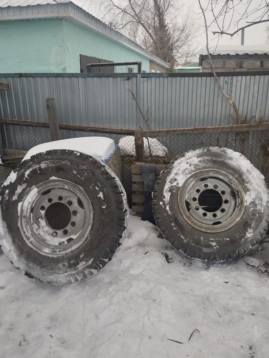 Шины 12.00R20 с дисками