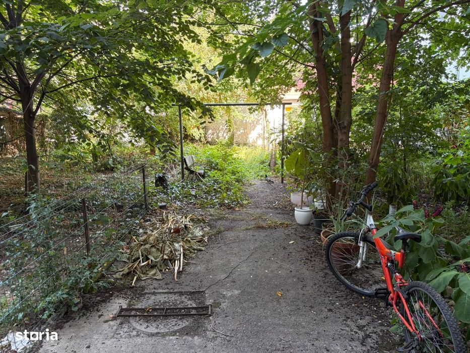 Apartament cu 3 camere decomandate, etaj 1, superfinisat, in Centru