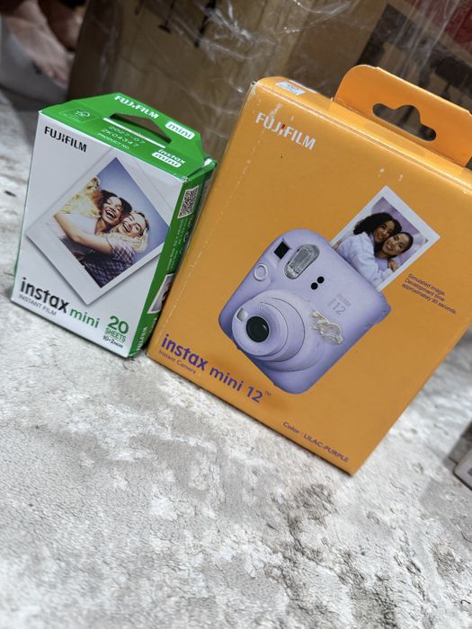 Aparat foto cu rezerve