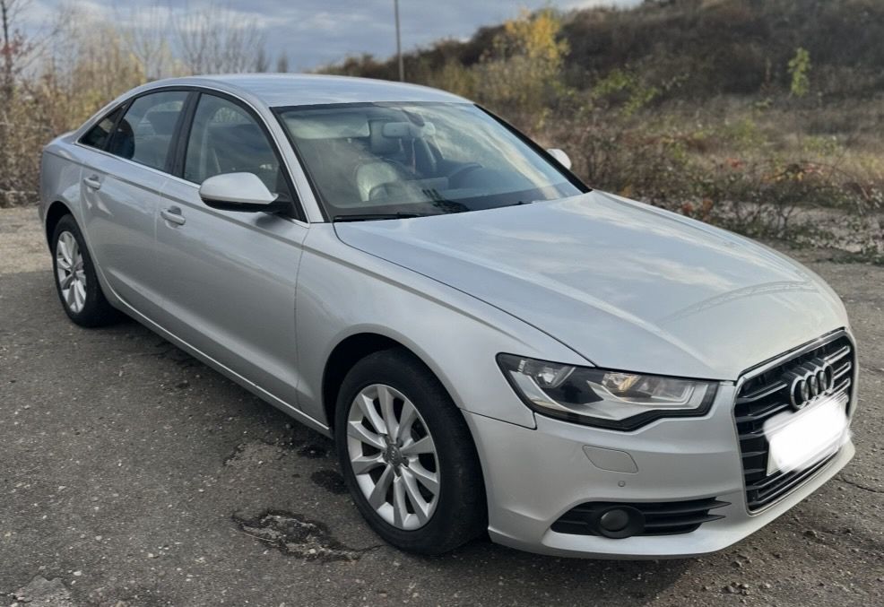 Aripa stanga / dreapta Audi A6 C7 culoare gri / argintiu
