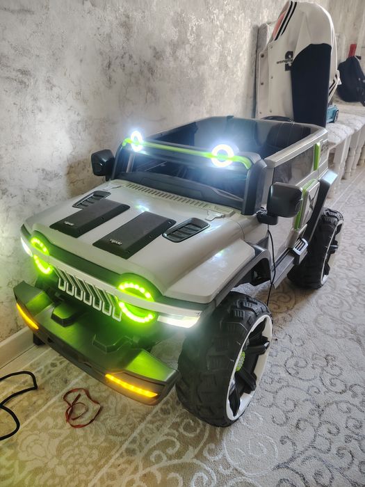 Машина детская электронный