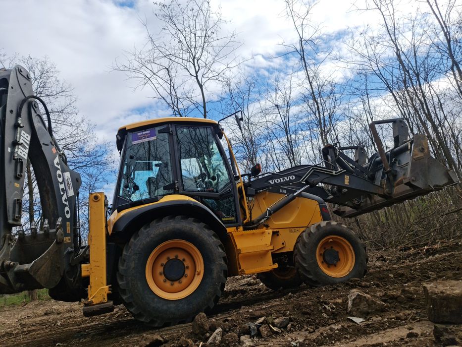 Lucrari buldo excavator,camion,excavator