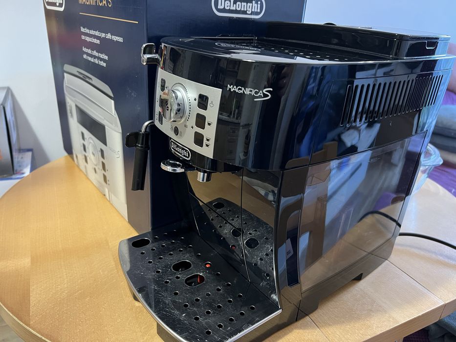 Кафе автомат DeLonghi Magnifica S
