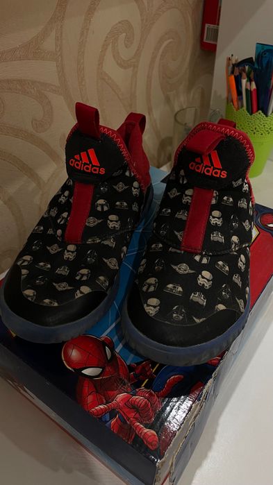 Продам куртки , обувь и тд на мальчика