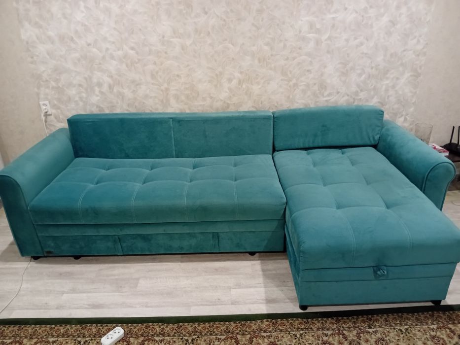 Диван в хорошем состоянии