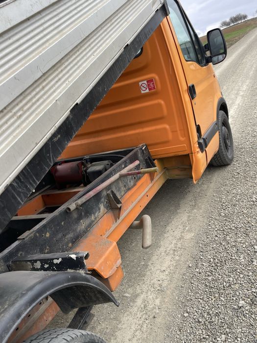 Renault master basculabil.