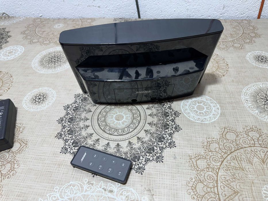 Tонколона - Bose saudDock series 3