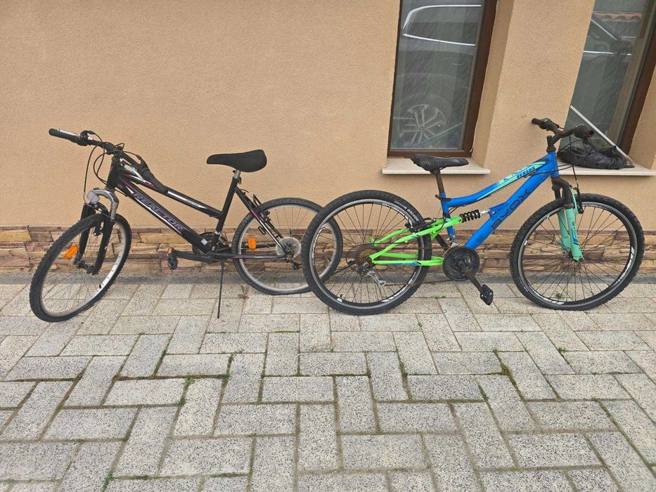 2 броя велосипеди със скорости