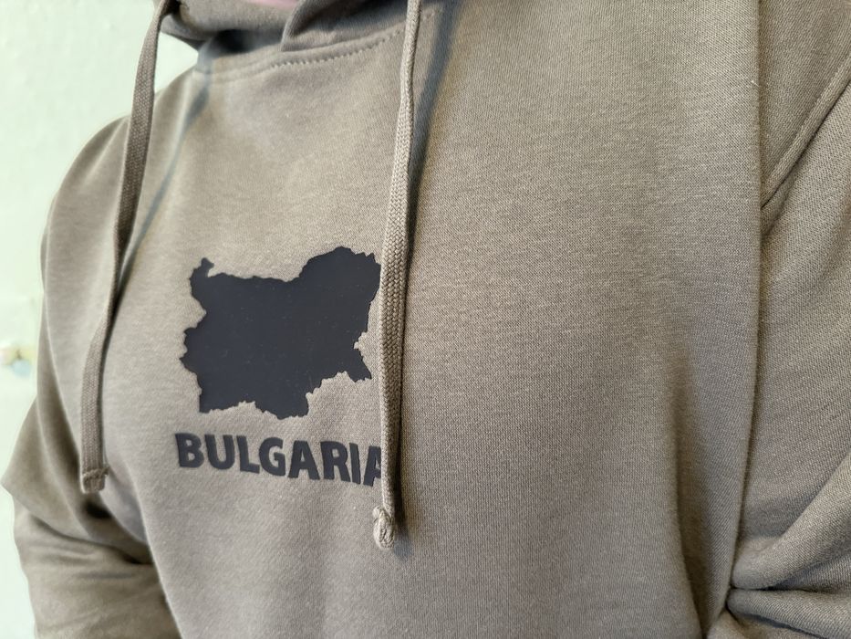 Суичър с картата на България