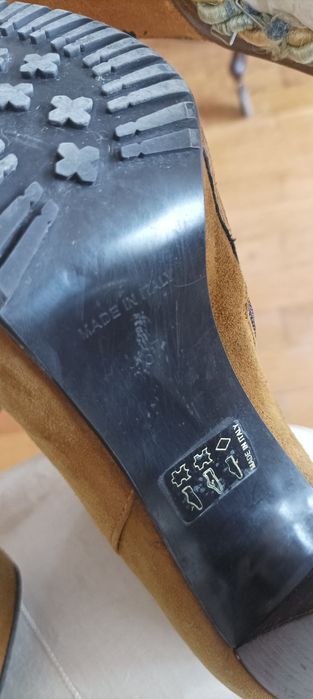 ИТАЛИАНСКИ боти "PAIR", 37, изработени от изцяло естествени материали