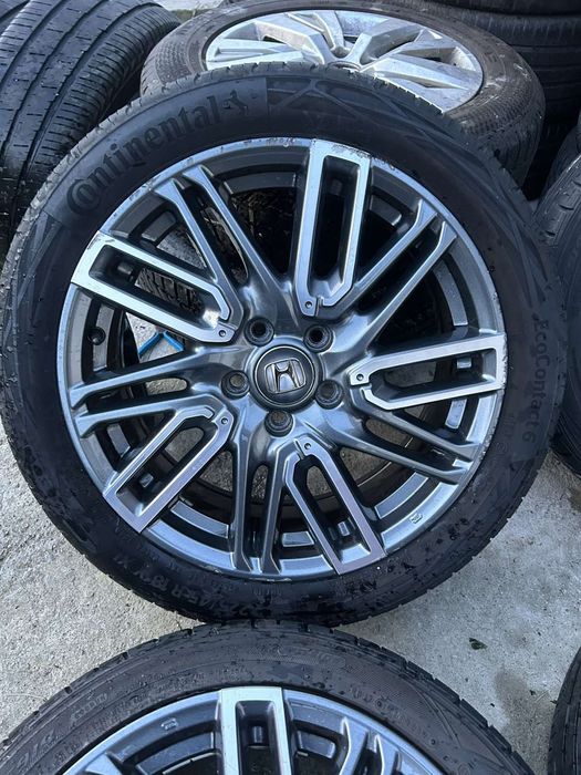 Оригинални джанти с гуми Honda 18" 5x114,3