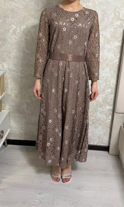 Платья вечерние размеры разные