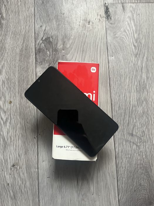 Продам  телефон.