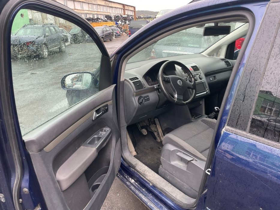 Consola centrala Volkswagen Touran 1 (facelift) (2006 - 2010)