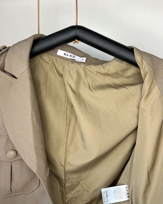 Тънко пролетно яке жилетка NA-KD