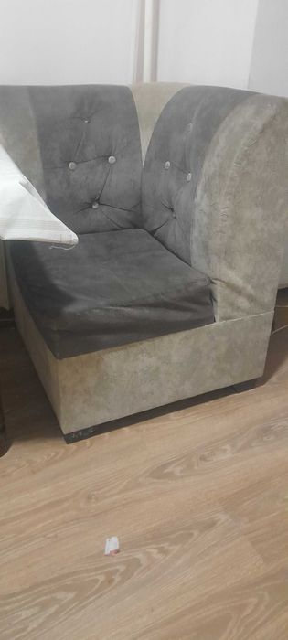 Кухонный уголок продается срочно состояние нормально