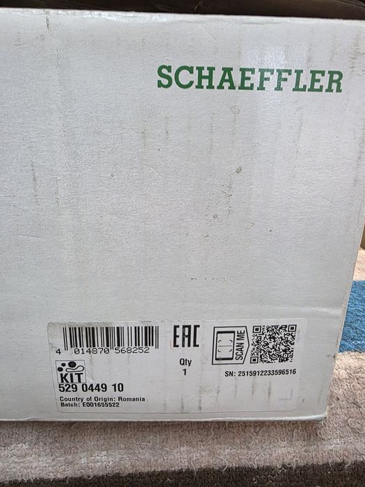 Комплект пистов ремък,ролки и обтегач за Мерцедес