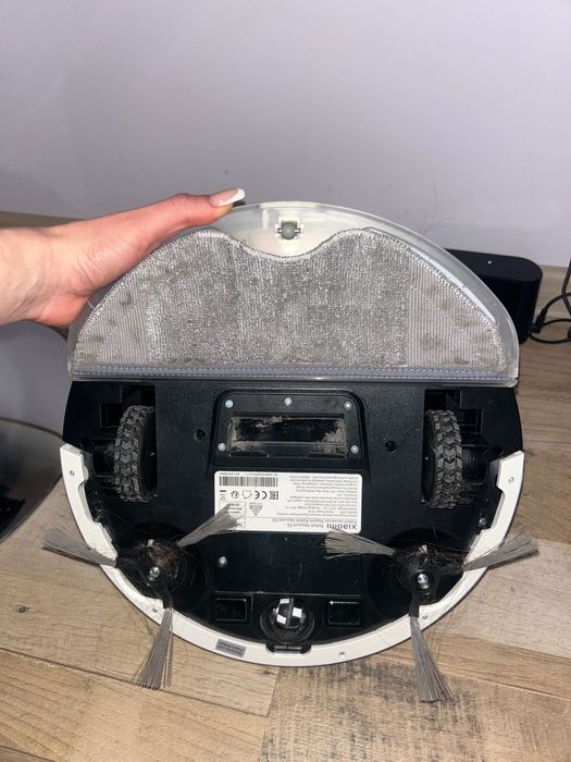 Прахосмукачка робот