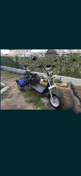 Vând scuter electric 3 roti nou