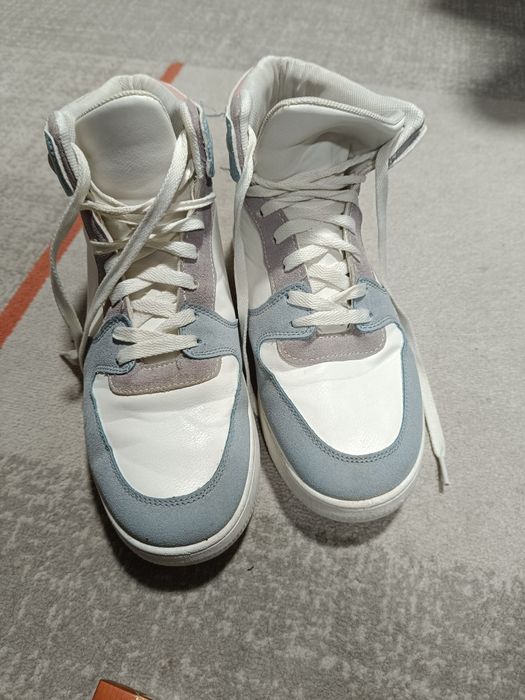 Дамски кецове 40 номер