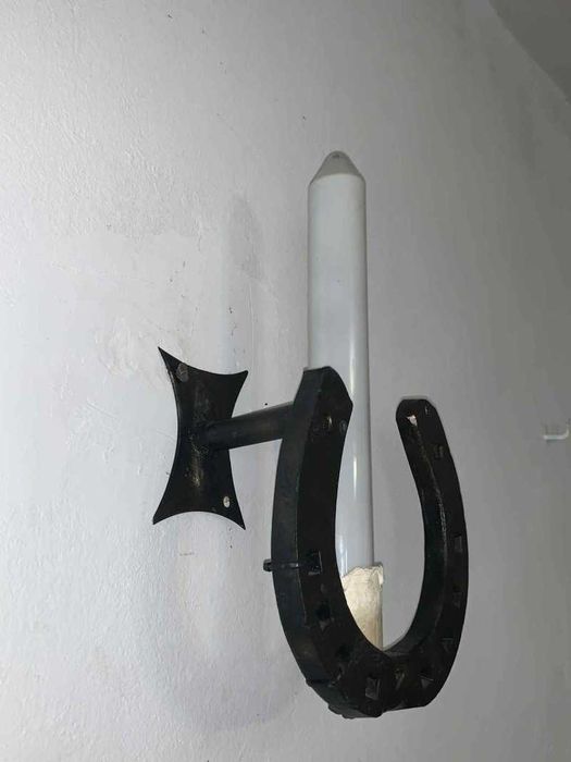 Set aplice din fier forjat forma de potcoava pt terasa/filigorie